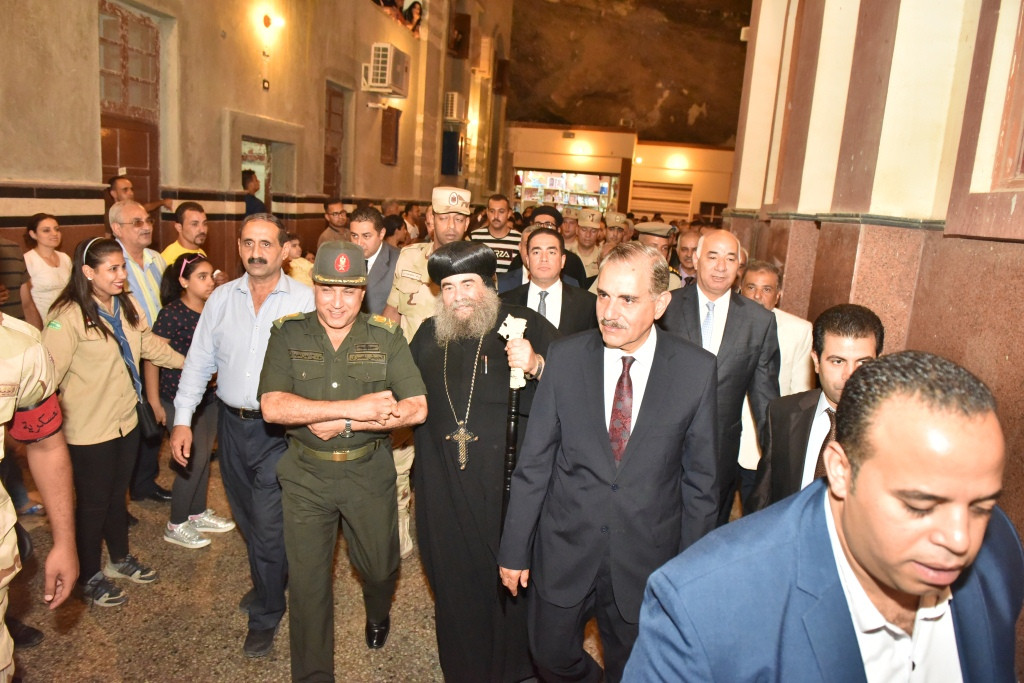 مليونى شخص يحتفلون بلجوء العائلة المقدسة بدير العذراء فى أسيوط
