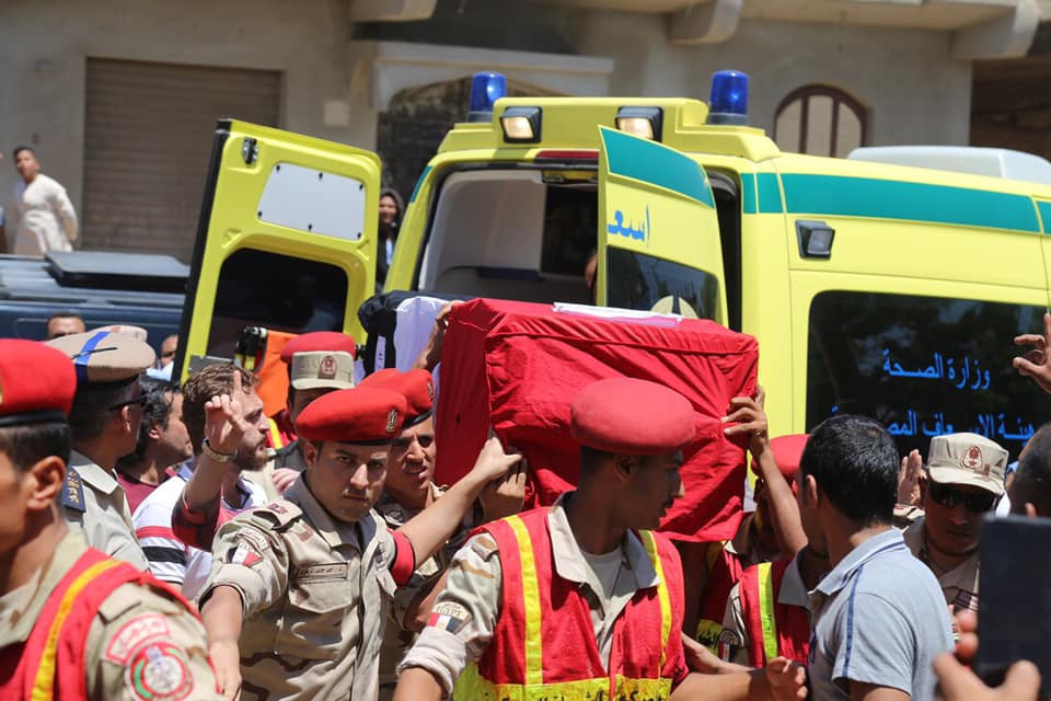 جنازة عسكرية لشهيد القوات المسلحة بقنا