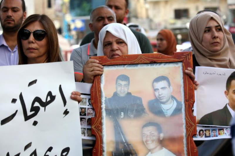 تظاهرات فلسطينية للمطالبة بجثامين الشهداء