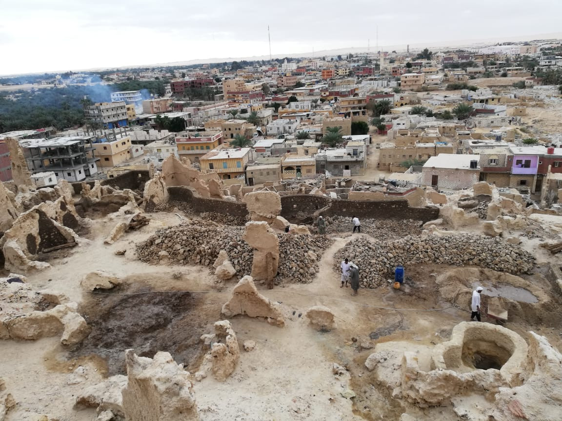 أعمال ترميم مدينة شالي بواحة سيوة