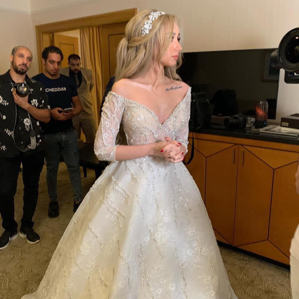 هنا الزاهد