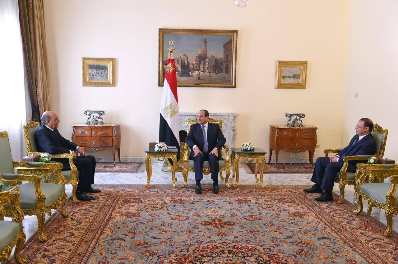 الرئيس يشهد حلف اليمين للنائب العام ورئيس مجلس الدولة