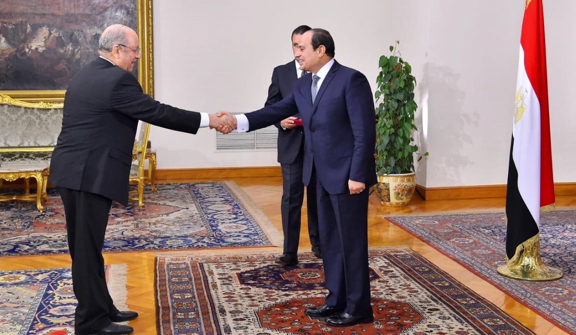 الرئيس يشهد حلف اليمين للنائب العام ورئيس مجلس الدولة