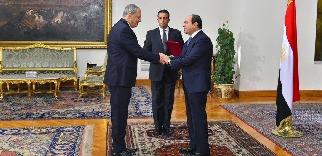 الرئيس يشهد حلف اليمين للنائب العام ورئيس مجلس الدولة