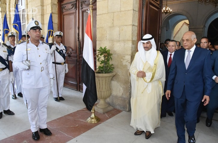 على عبد العال يلتقى رئيس مجلس الأمة الكويتى