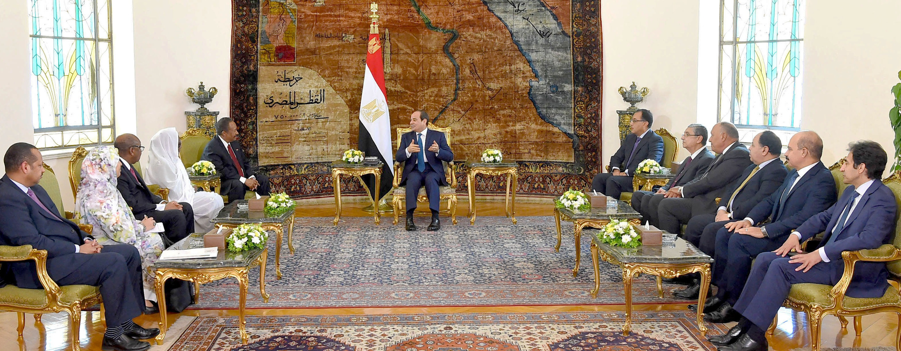 السيسى ورئيس وزراء السودان