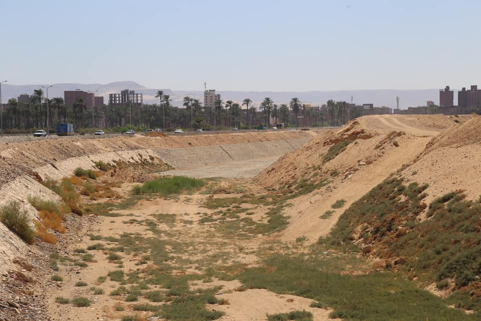 مخرات السيول