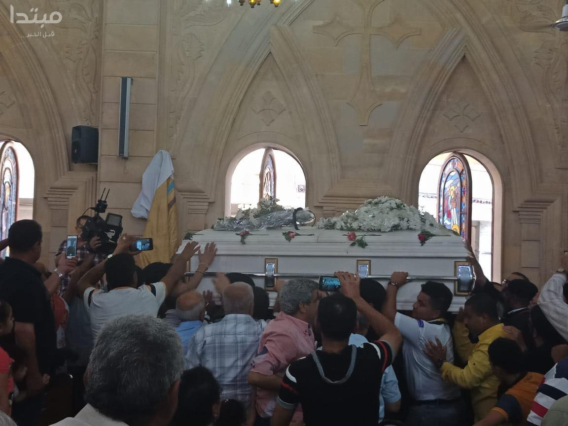 نقل جثمان الأنبا بيشوى إلى المزار الجديد