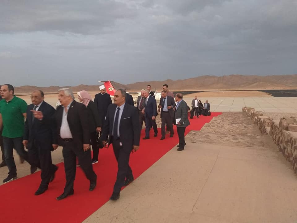 مطار سانت كاترين يستقبل وفود مؤتمر معا نصلى هنا