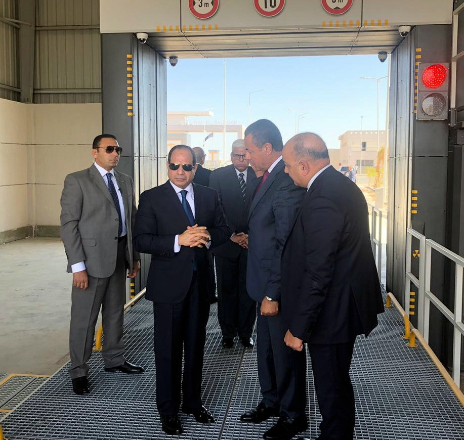 الرئيس السيسى فى جولة تفقدية بشرم الشيخ