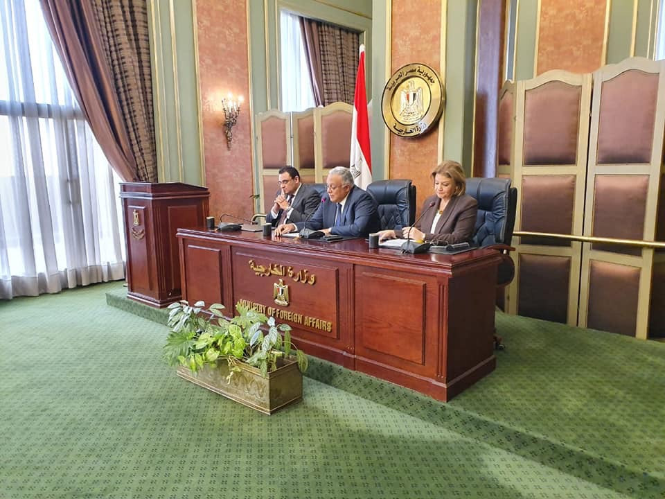 مساعد وزير الخارجية لحقوق الإنسان يعقد لقاءات مع السفراء فى مصر