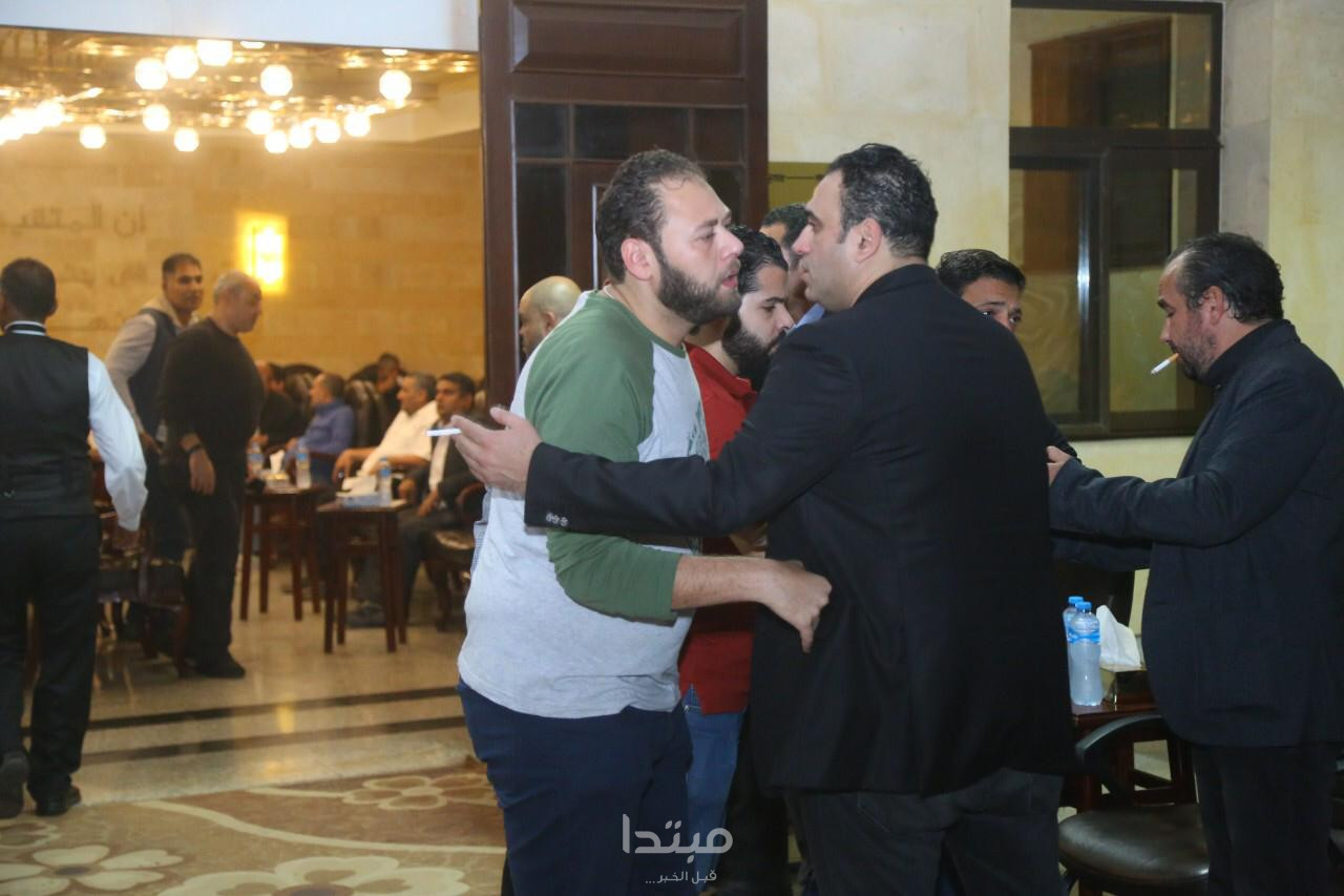 عزاء والد أكرم حسنى