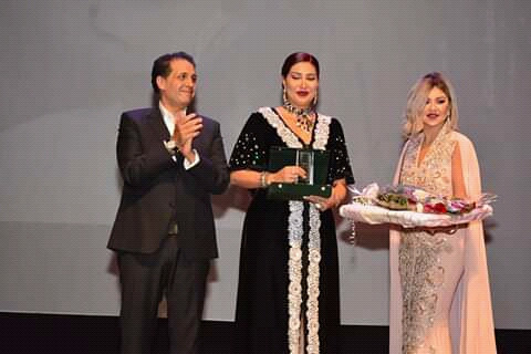 وفاء عامر