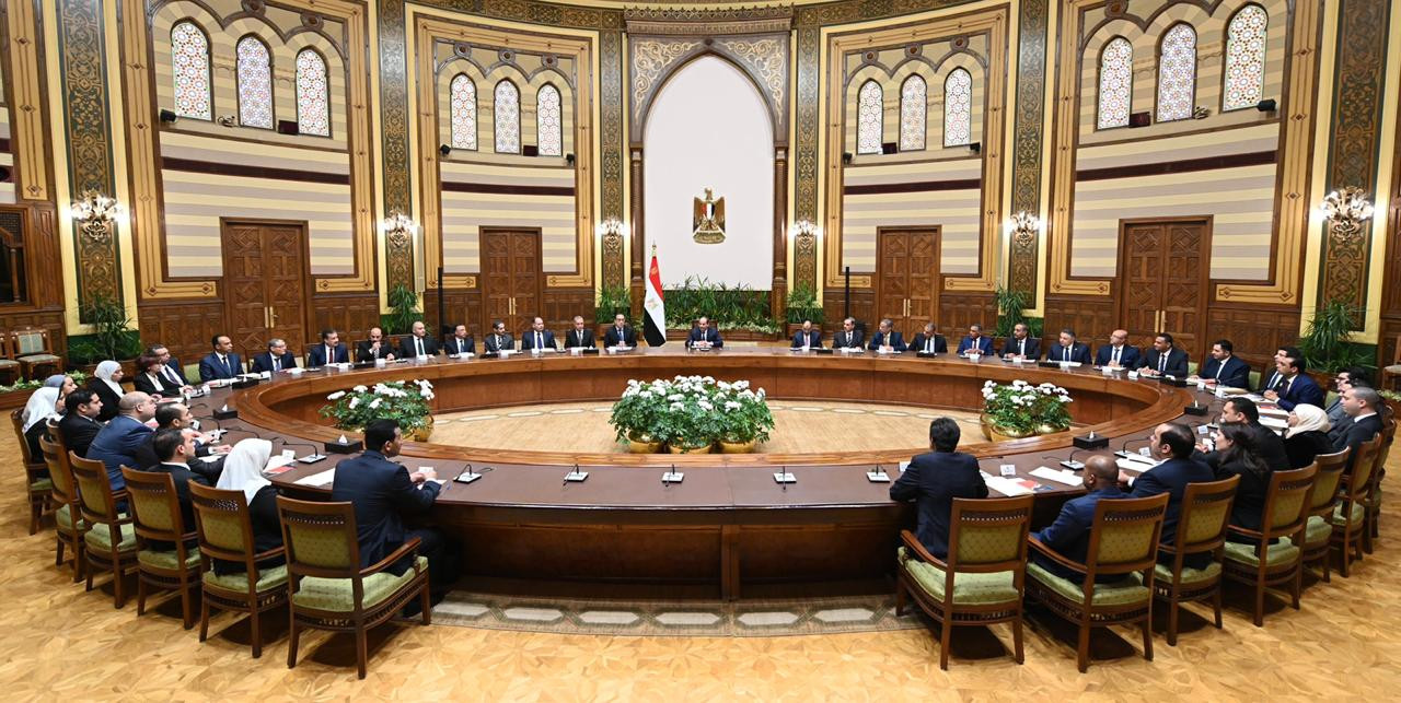 الرئيس السيسى مع المحافظين الجدد