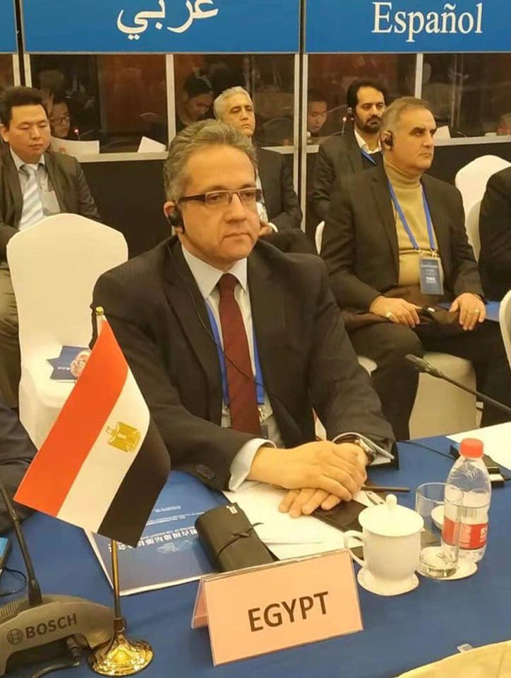 وزير الآثار الدكتور خالد العنانى