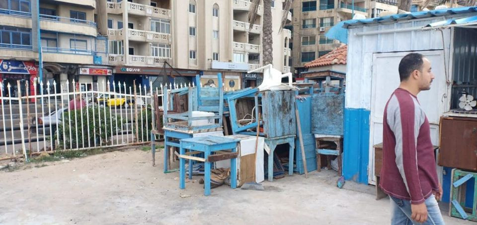حملة إزالة مكبرة على شواطئ الإسكندرية