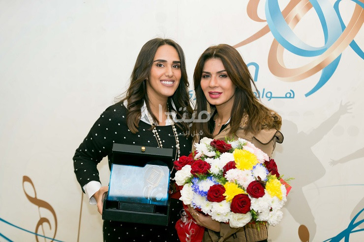 نجلاء بدر مع فاطمة مصطفى