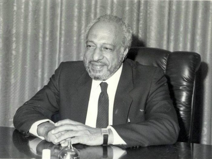 الكاتب الراحل أحمد بهجت