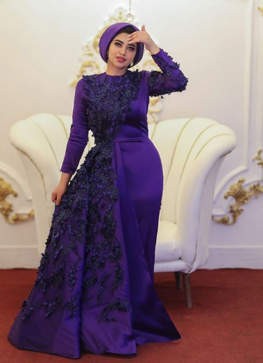 فساتين سواريه