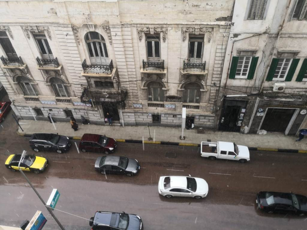 أمطار غزيرة على الإسكندرية