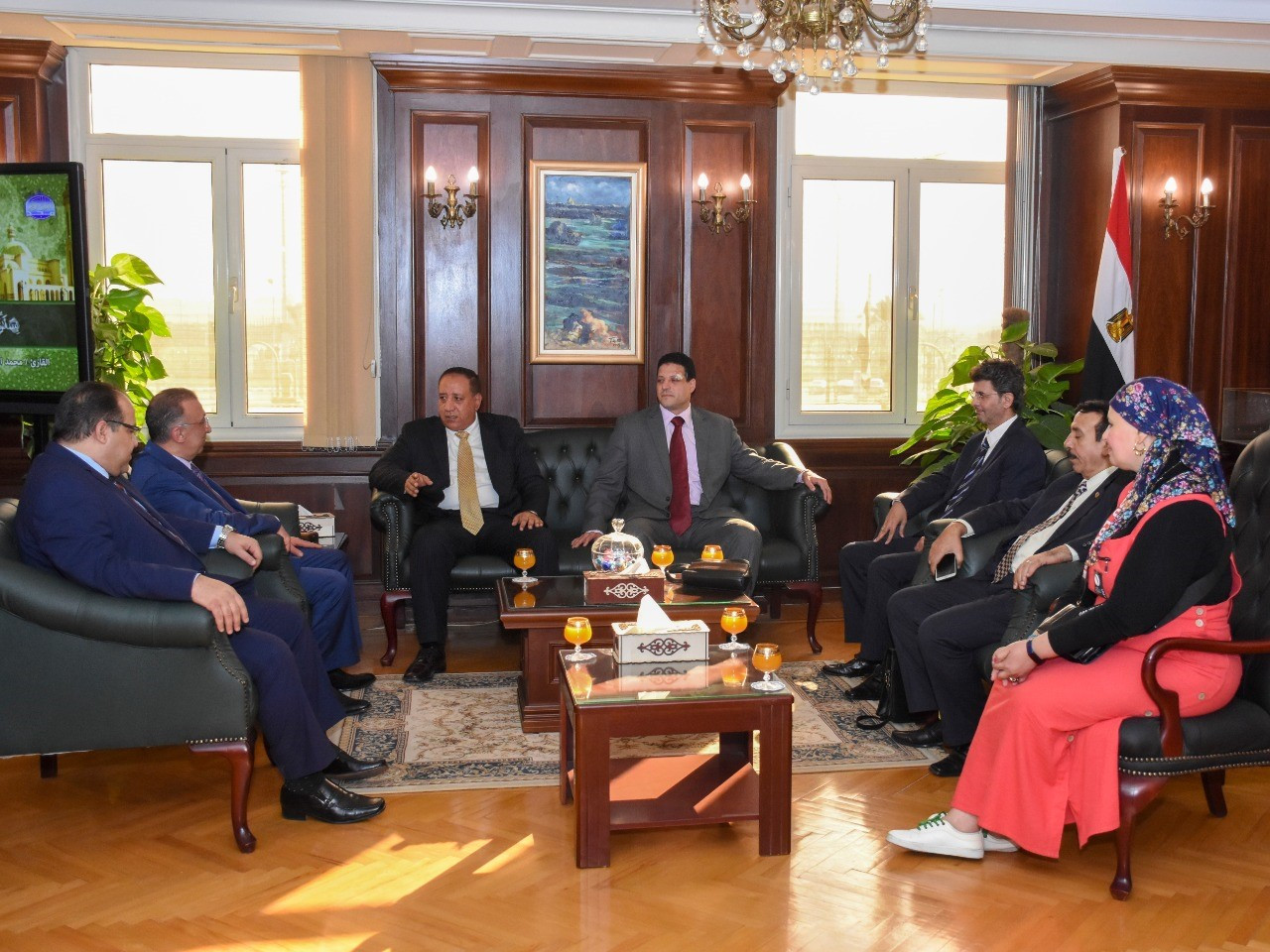 محافظ الإسكندرية يستقبل نقيب الصحفيين بالإسكندرية