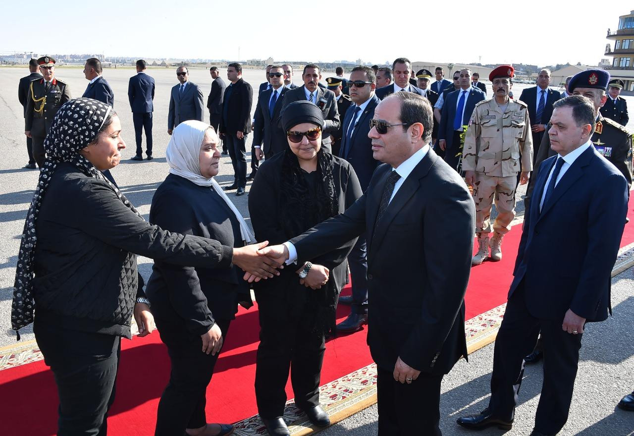 السيسى يتقدم جنازة الشهيد ساطع النعمانى