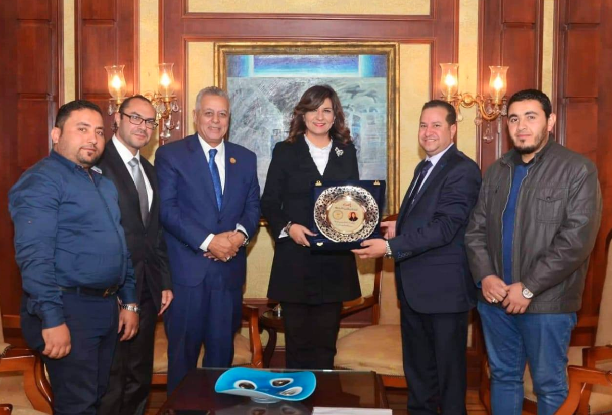 نبيلة مكرم