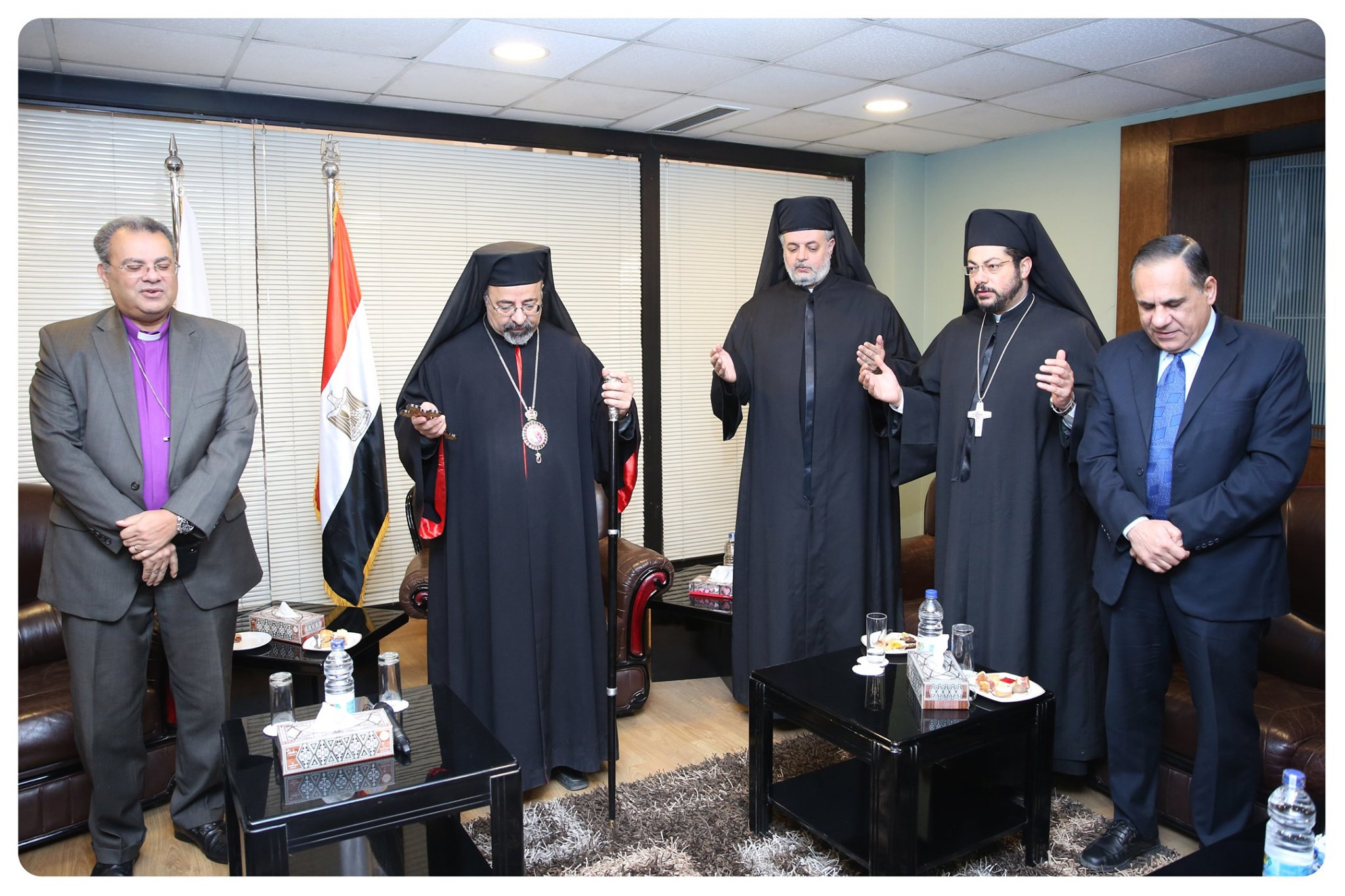 القس أندريه زكى والبطريرك إبراهيم إسحاق