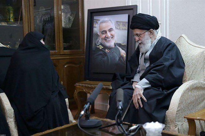 روحانى فى منزل قاسم سليمانى