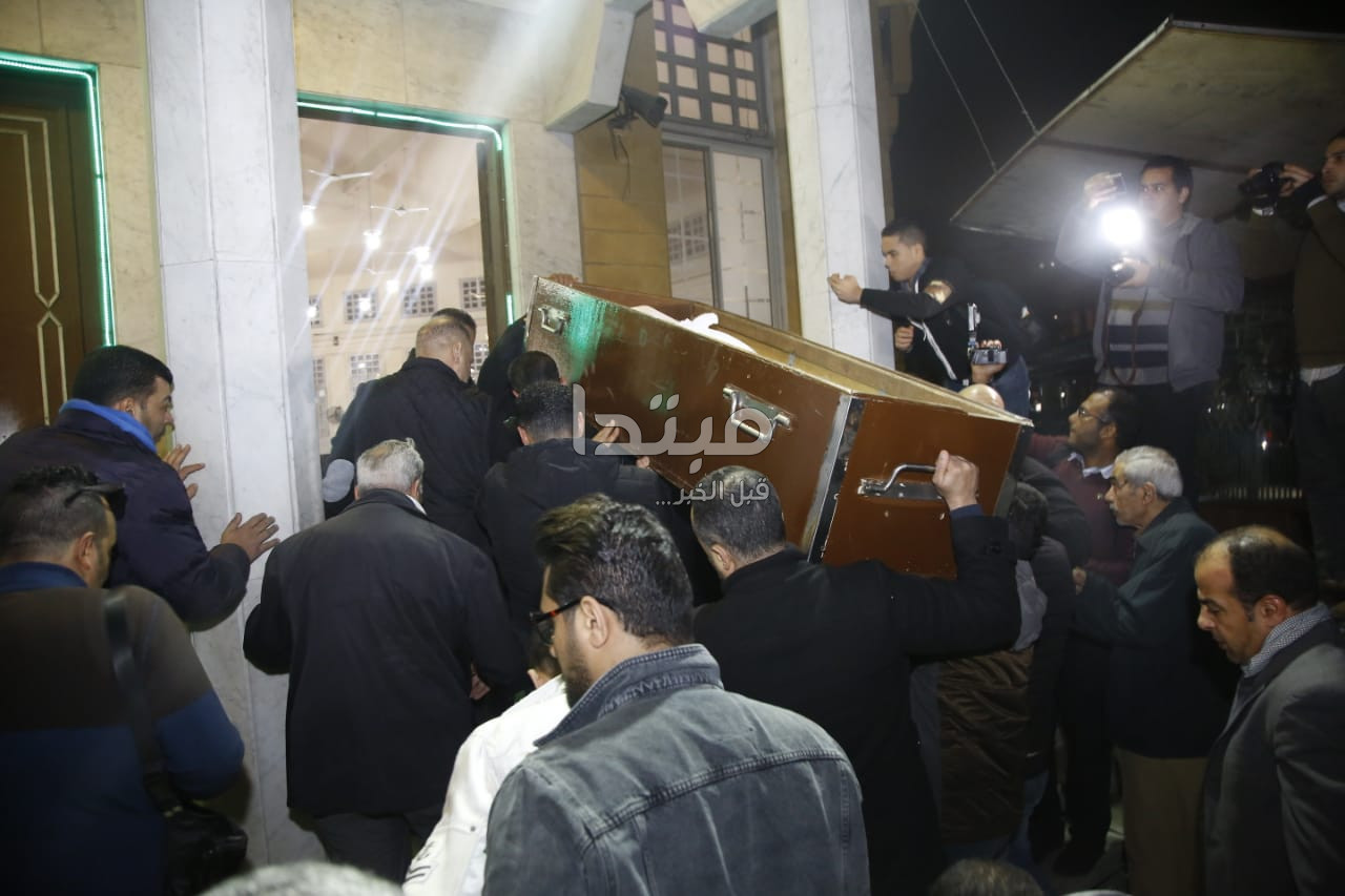 جثمان والد الفنان إيهاب توفيق