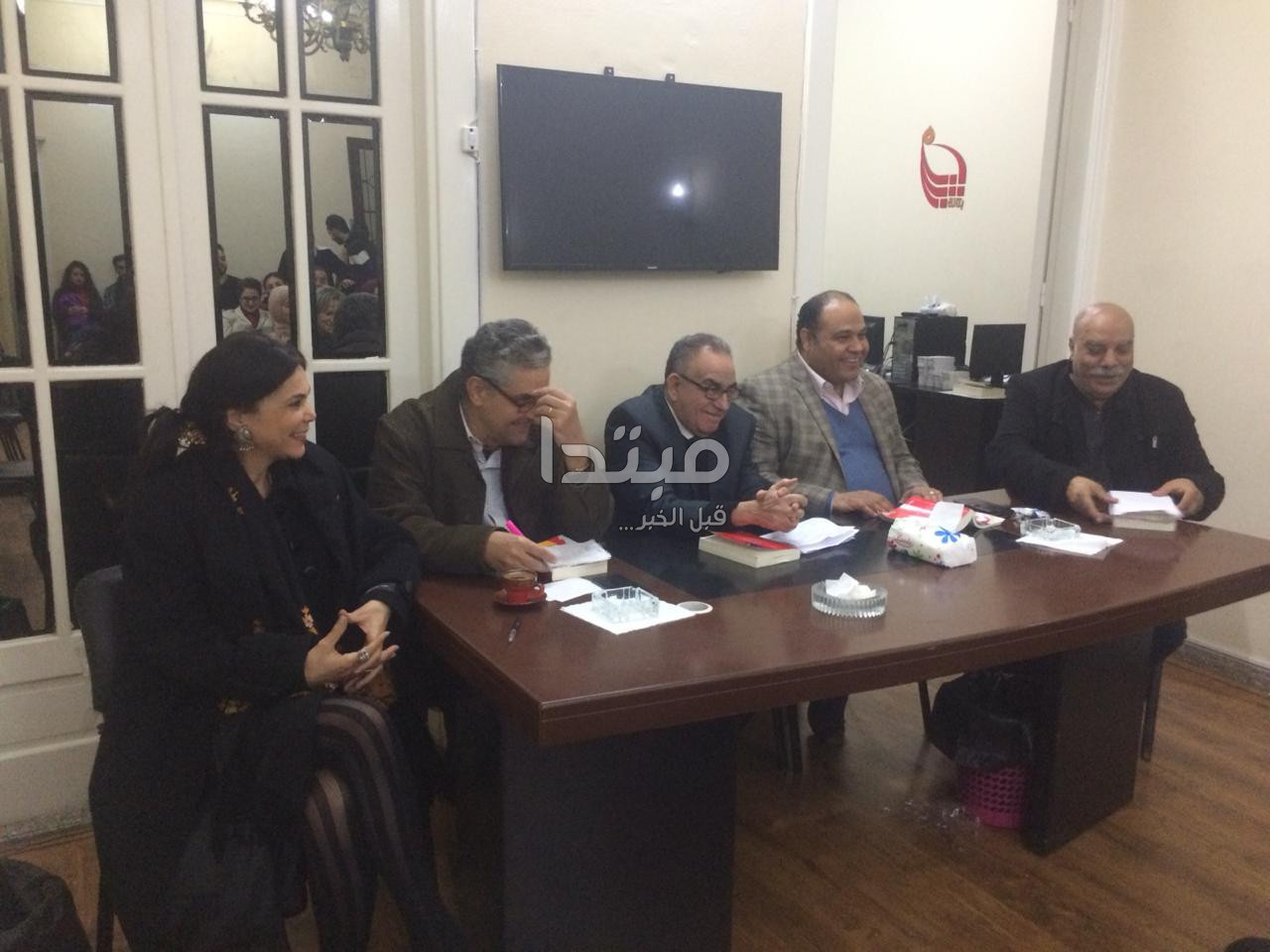 حفل مناقشة رواية خطوط شائكة