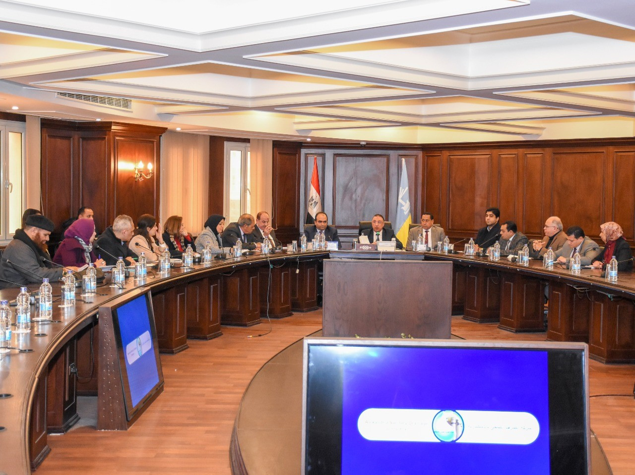 لقاء محافظ الإسكندرية بنواب البرلمان