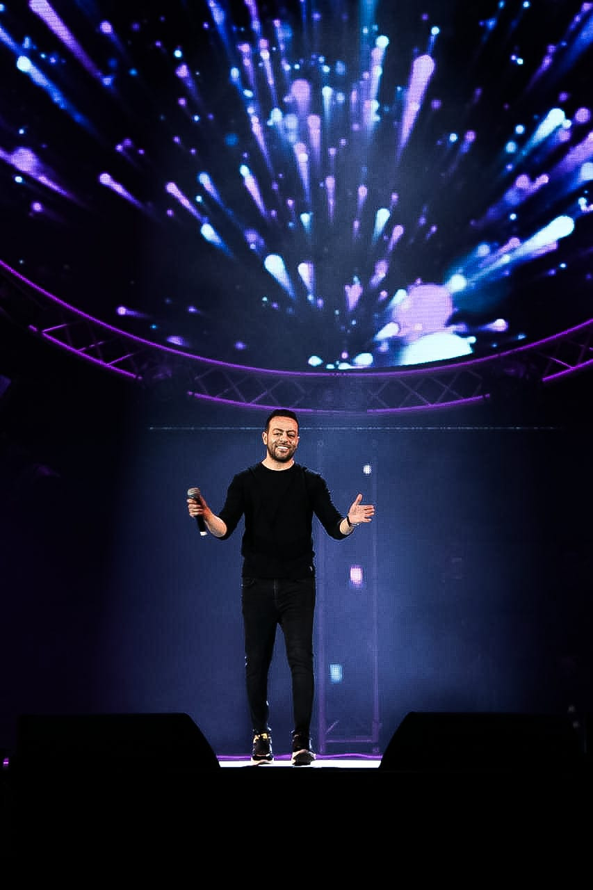 تامر عاشور