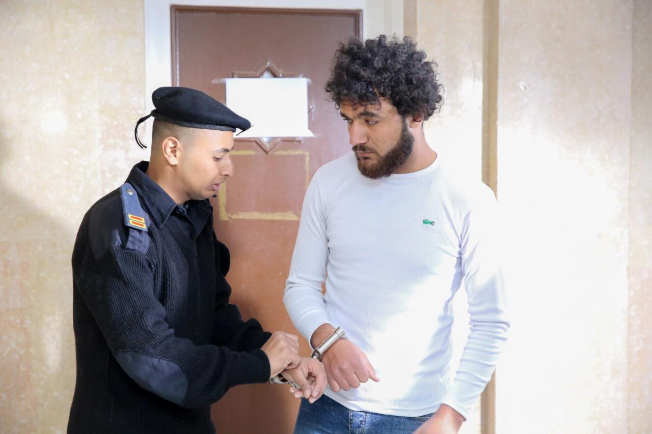 شاهد عدل
