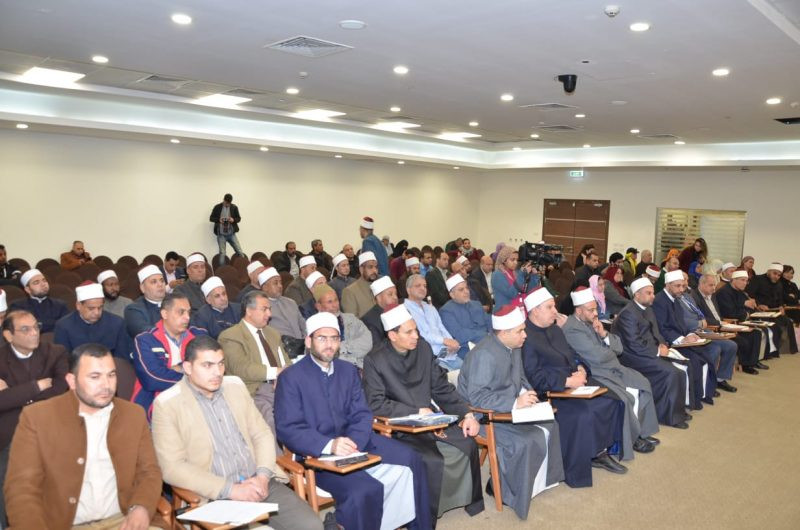 وزير الأوقاف فى معرض الكتاب