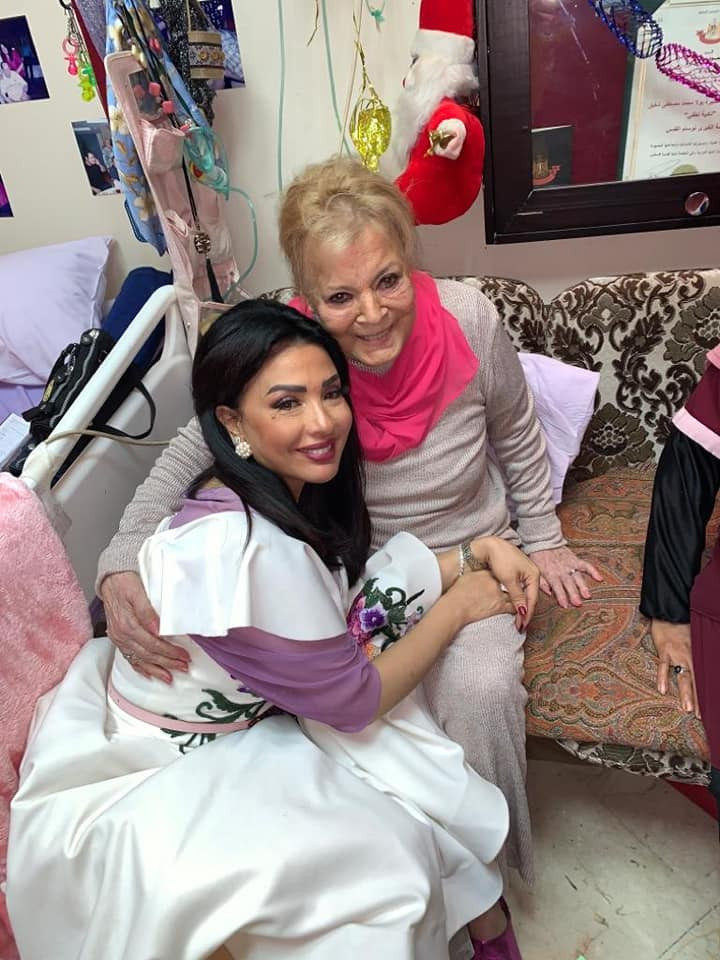 صور نادرة للفنانة الراحلة نادية لطفى