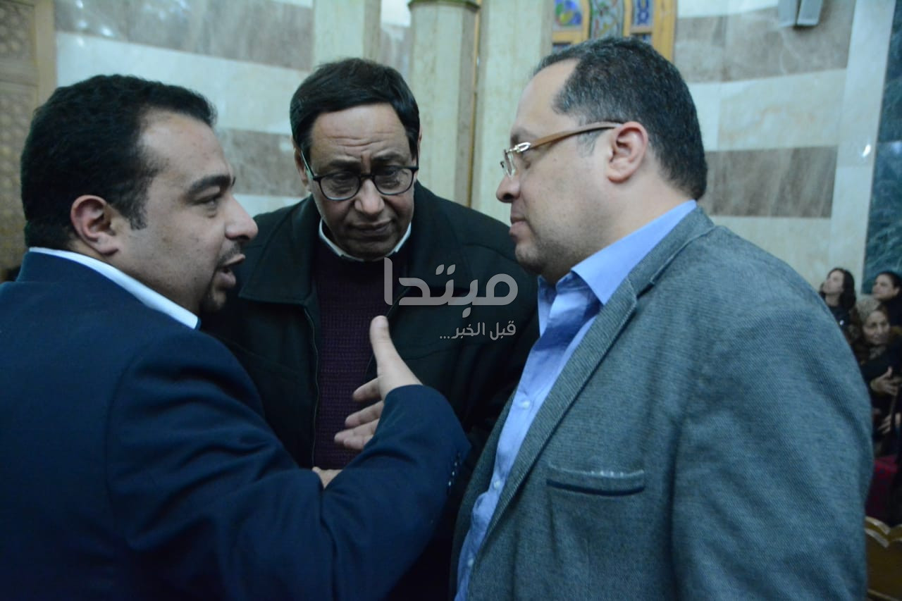 هانى لبيب يقدم واجب العزاء فى وفاة لينين الرملى