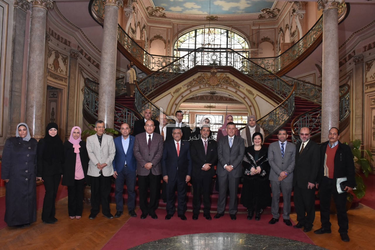 جامعة عين شمس