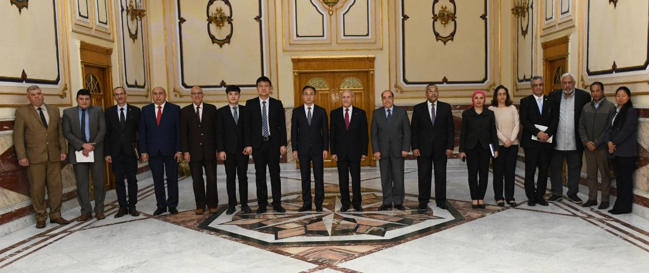 وزير الإنتاج الحربى