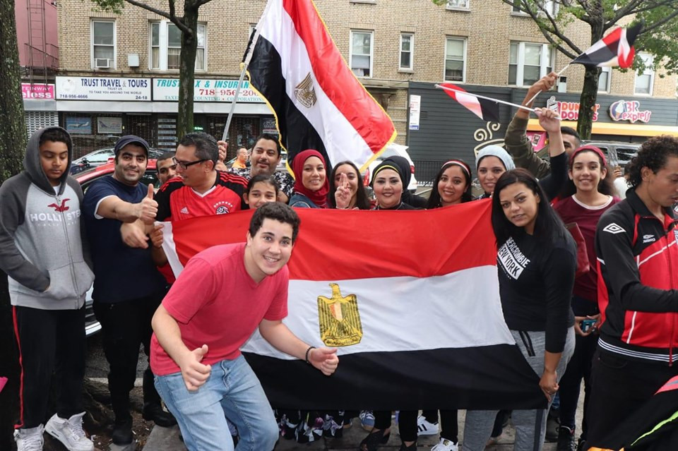 الجالية المصرية أمام البيت الأبيض