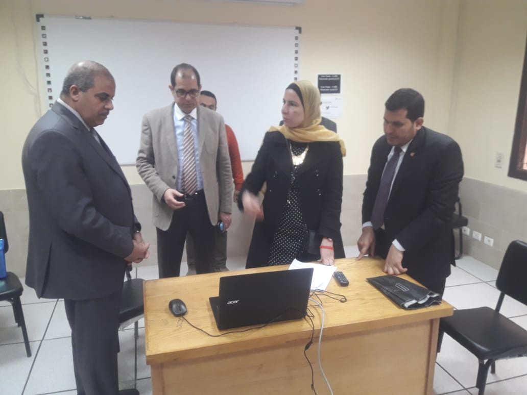 جولة رئيس جامعة الأزهر