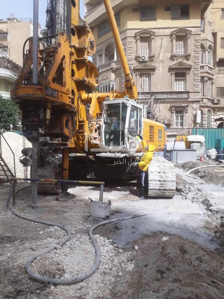 تعقيم وتطهير محطة مترو الزمالك