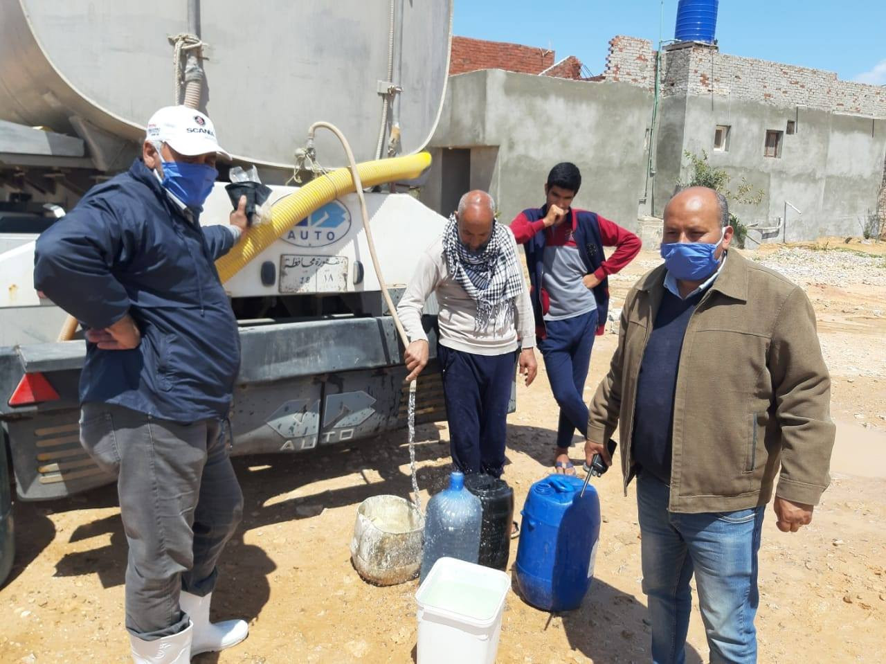 فريق تطهير وتعقيم