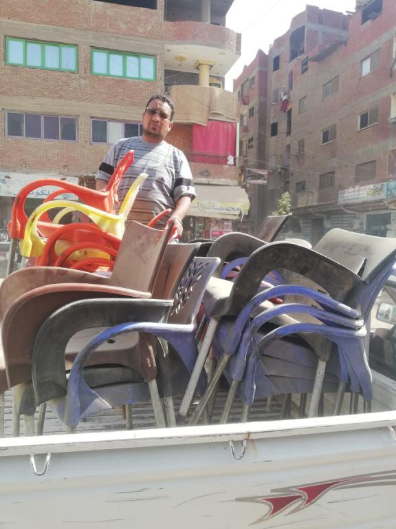 محافظ الجيزة يشمع مقهى بالمعتمدية