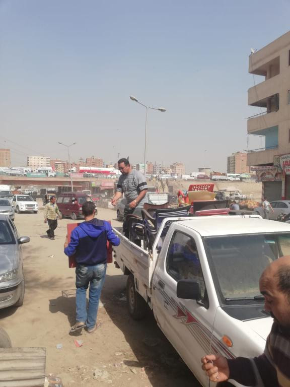 محافظ الجيزة يشمع مقهى بالمعتمدية