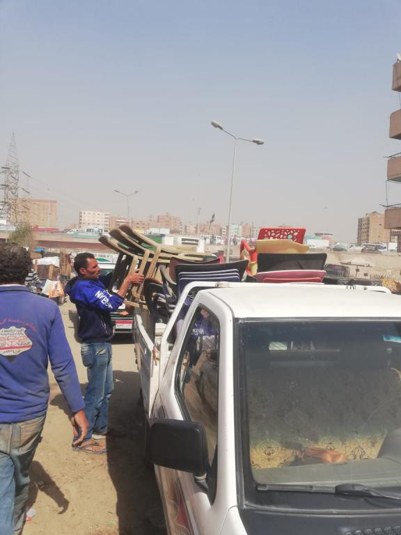 محافظ الجيزة يشمع مقهى بالمعتمدية