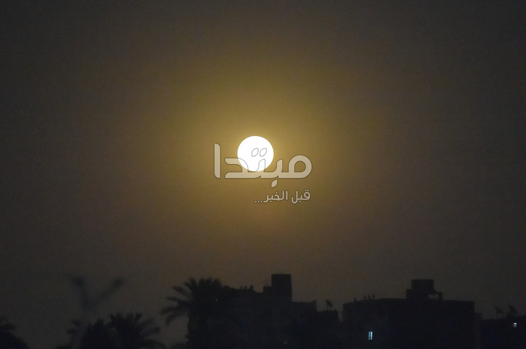 السوبر مون