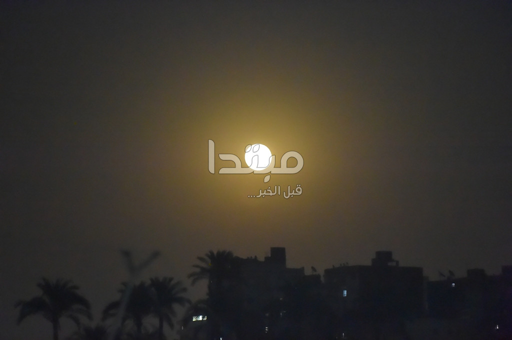 السوبر مون