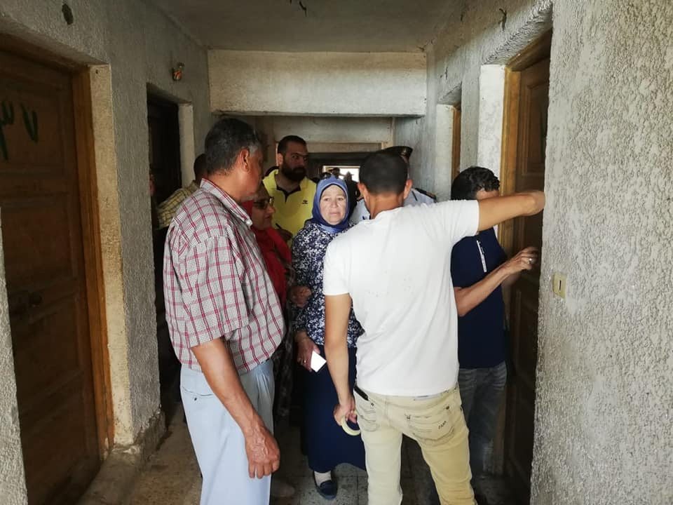 إخلاء وحدات سكنية ومحال بالإسكندرية