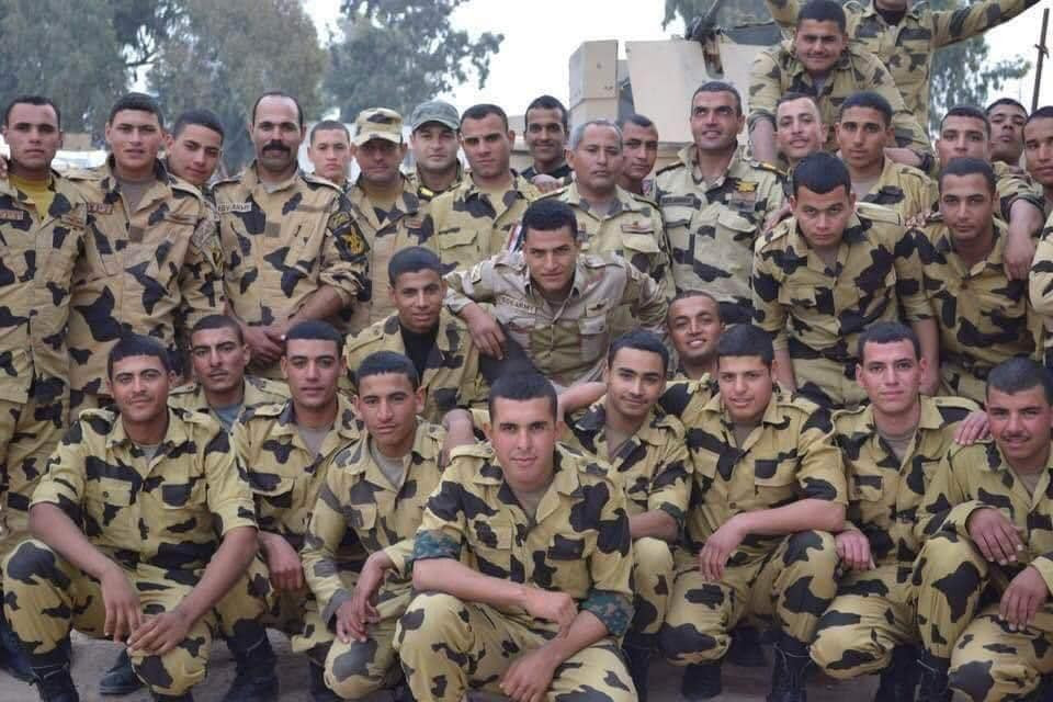 أحمد المنسى وسط أبطال كمين البرث
